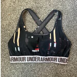 Under Armour Padded Sports Bra - Large